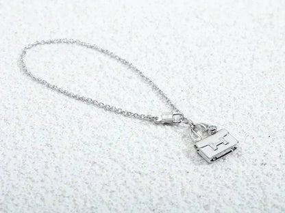 [⭐Renara]AMULETTE PEDANT SILVER NECKLACE