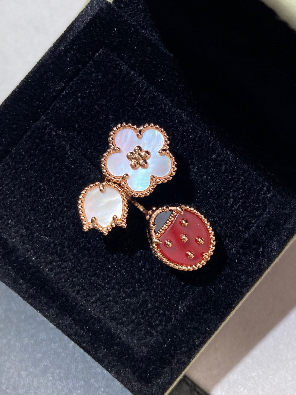 [⭐Renara]LUCKY 3 MOTIF ROSE GOLD RING