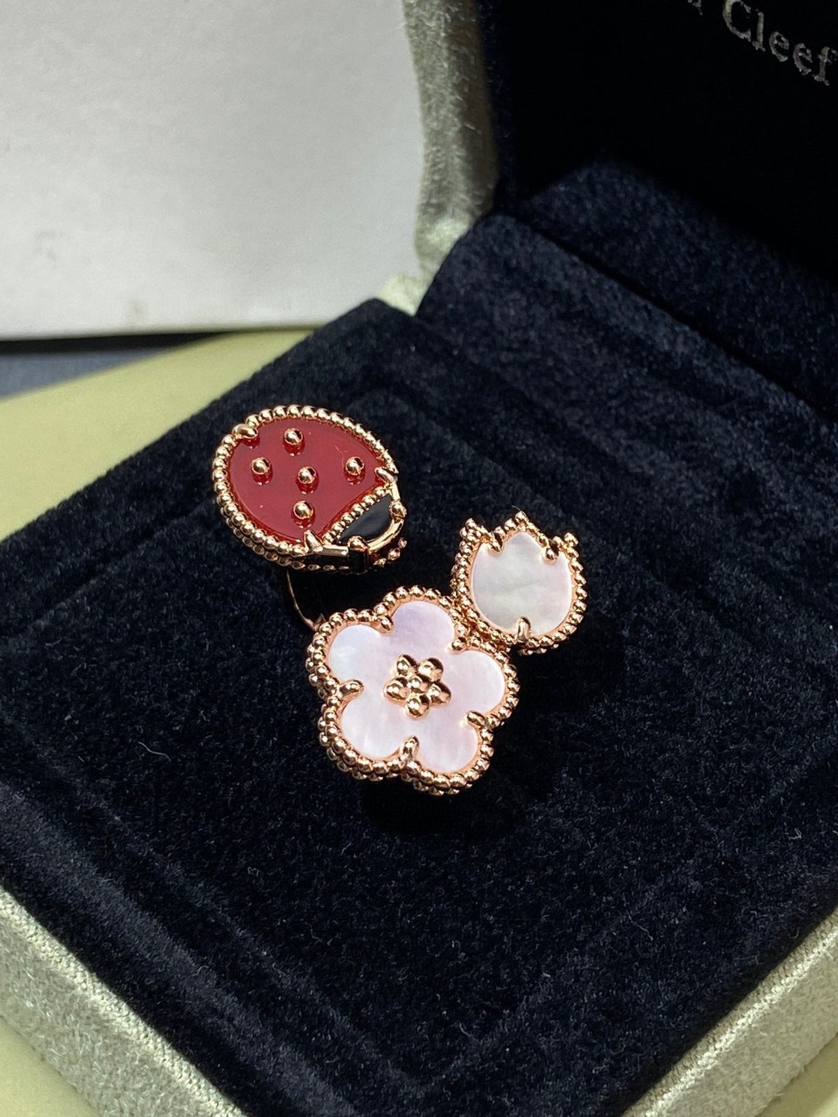 [⭐Renara]LUCKY 3 MOTIF ROSE GOLD RING