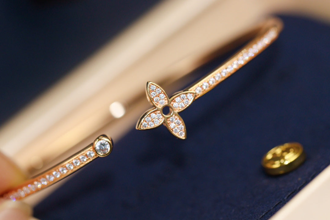 [⭐Renara]IDYLLE PINK GOLD OPEN BRACELET DIAMOND PAVED