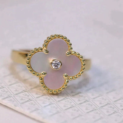 [⭐Renara]CLOVER PINK MOP RING GOLD DIAMOND