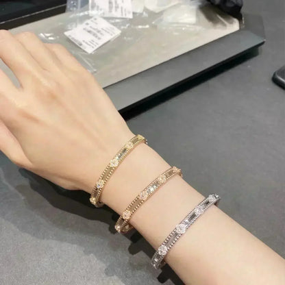 [⭐Renara]CLOVER BRACELET 4MM DIAMONDS