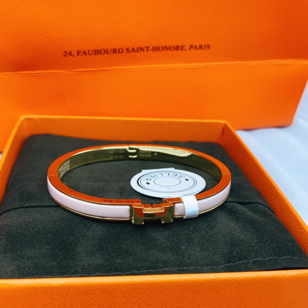 [⭐Renara]CLASSIC HM CLIC  PINK 8MM ENAMEL BRACELET