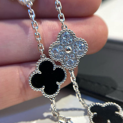 [⭐Renara] CLOVER 5 MOTIF ONYXS BRACELET COLLECTION