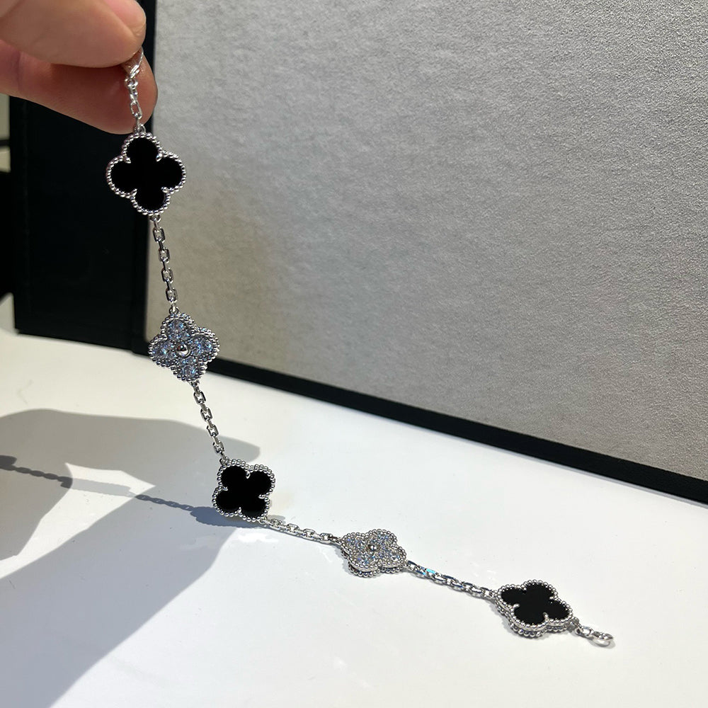 [⭐Renara] CLOVER 5 MOTIF ONYXS BRACELET COLLECTION