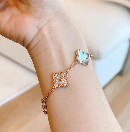 [⭐Renara] CLOVER 5 MOTIF GRAY MOP BRACELET COLLECTION