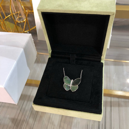 [⭐Renara]LARGE BUTTERFLY SILVER PENDANT DIAMOND NECKLACE